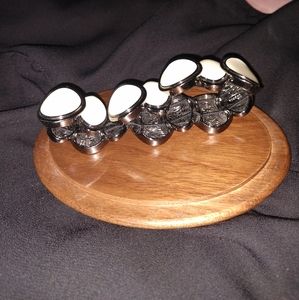 Lia Sophia bracelet white